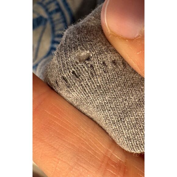 Abercrombie & Fitch Gray Muscle T Shirt Tee Size Medium Velvet Trim Preppy READ - Picture 7 of 7